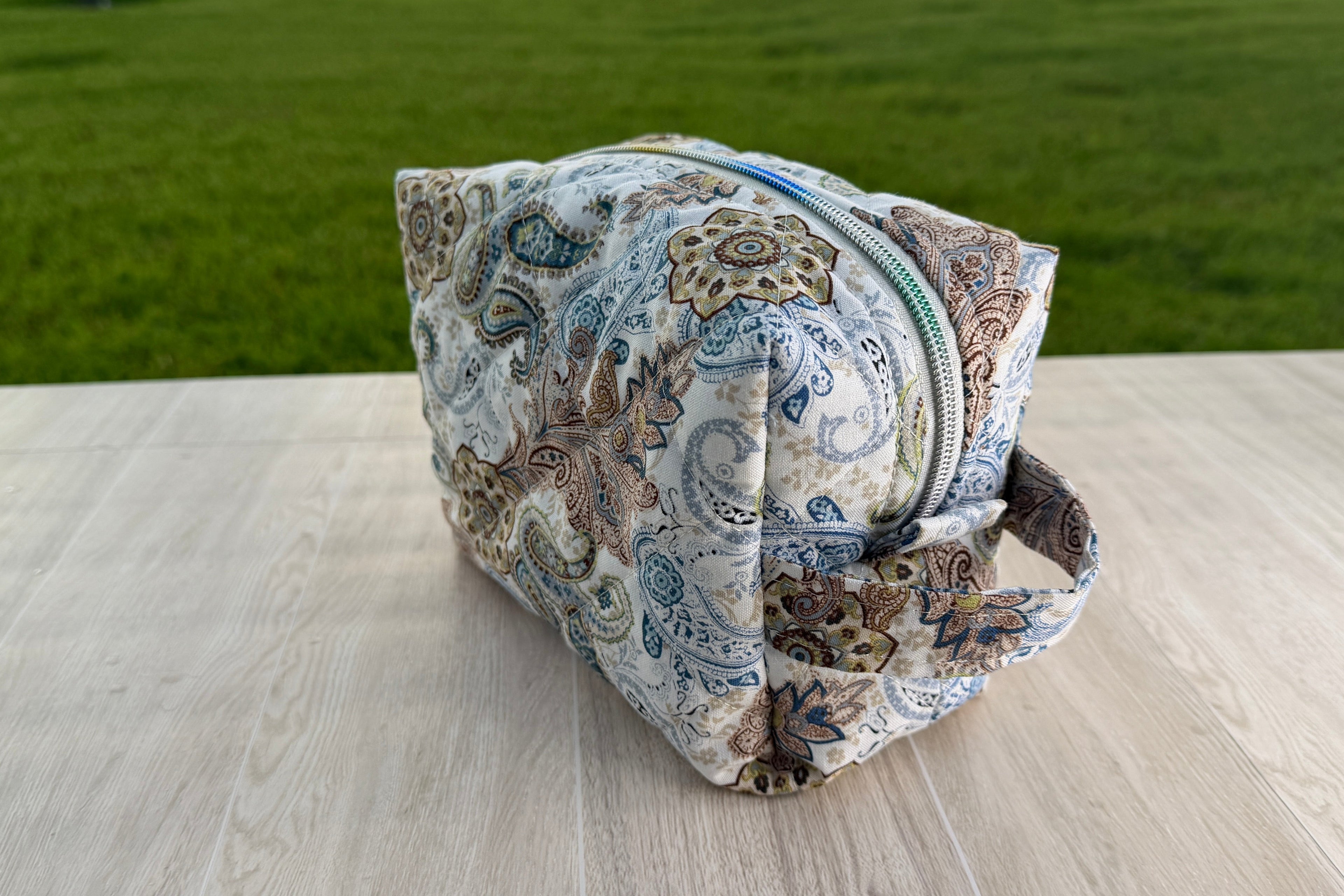 Handmade Medium Makeup Bag | Heather Collection