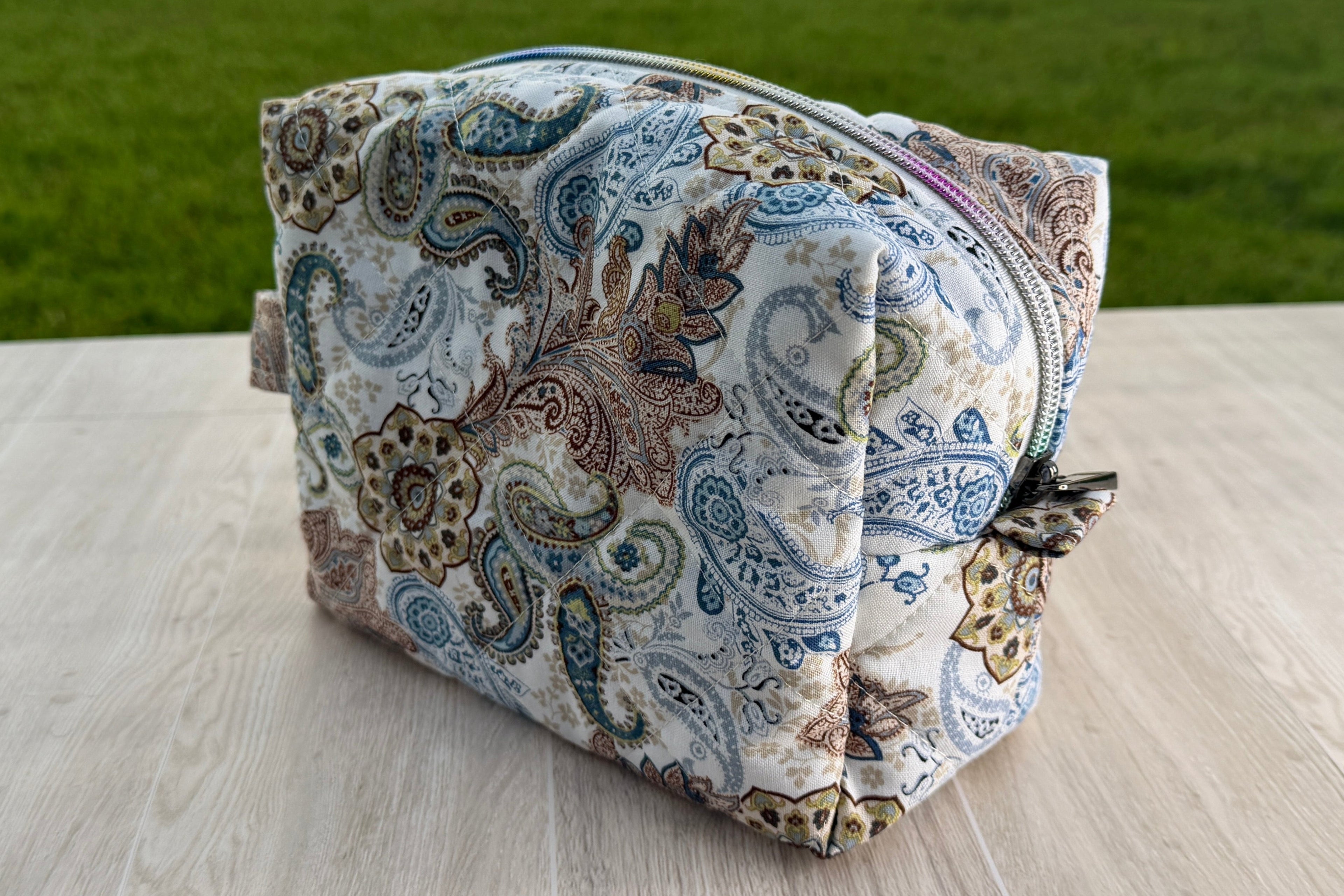 Handmade Medium Makeup Bag | Heather Collection