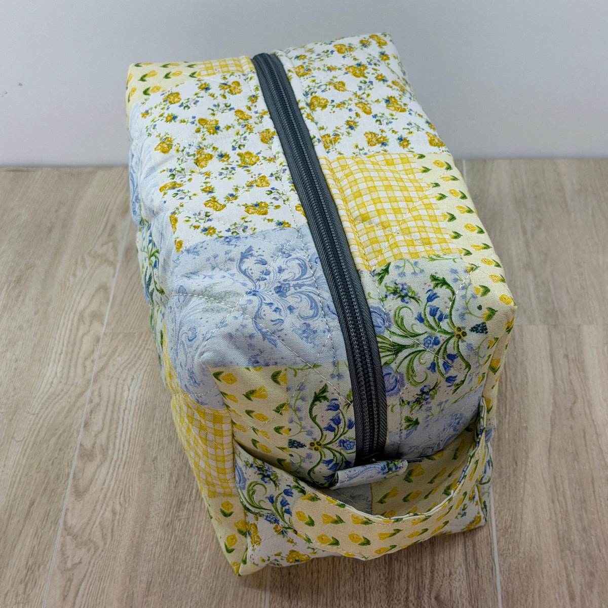 Handmade Medium Makeup Bag | Meadow Collection