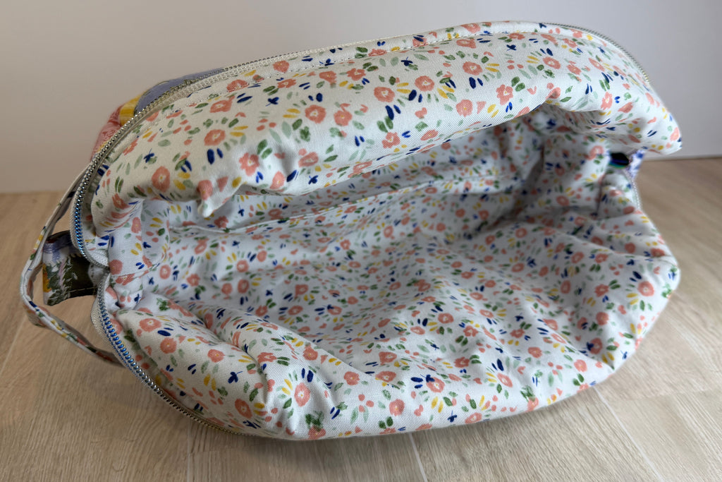 Medium Makeup Bag | Cottage Collection