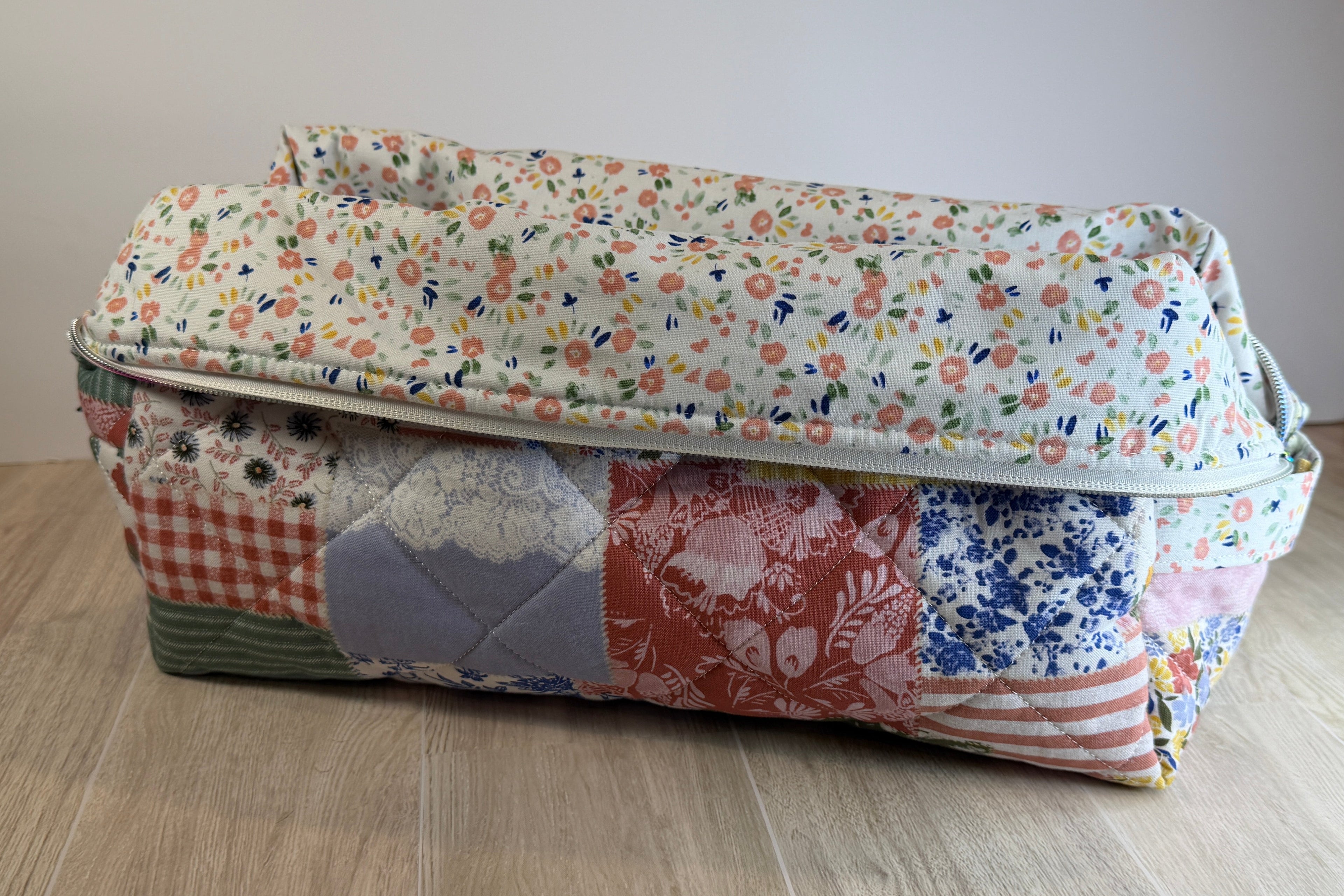 Handmade Small Travel Case | Cottage Collection