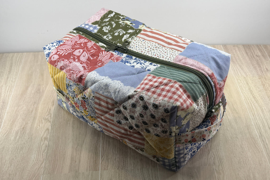 Xtra Large Makeup Bag | Cottage Collection